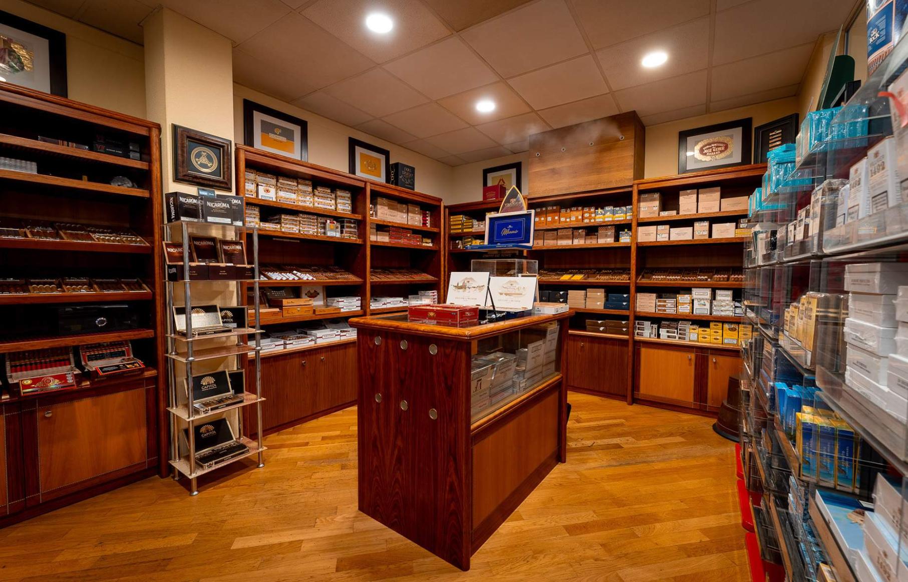 Humidor The World of Cigar
