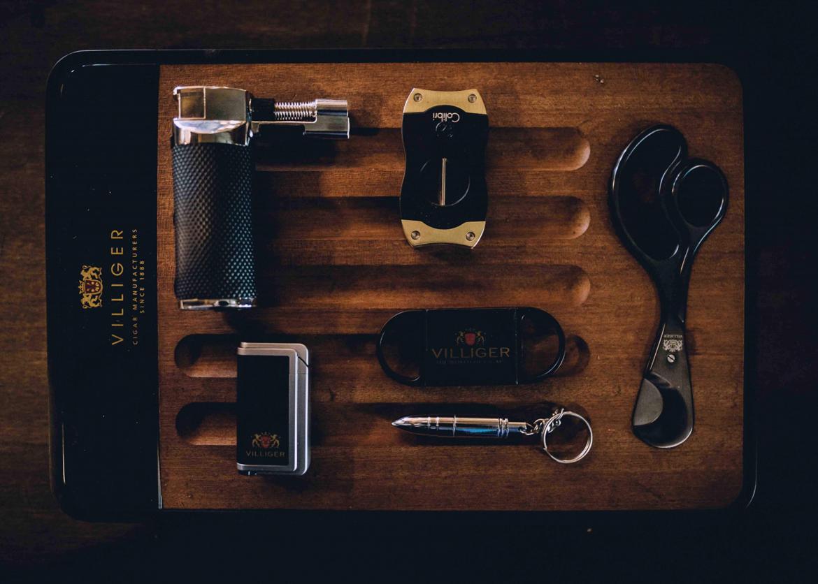 Blog How to cut a cigar Tips and tools